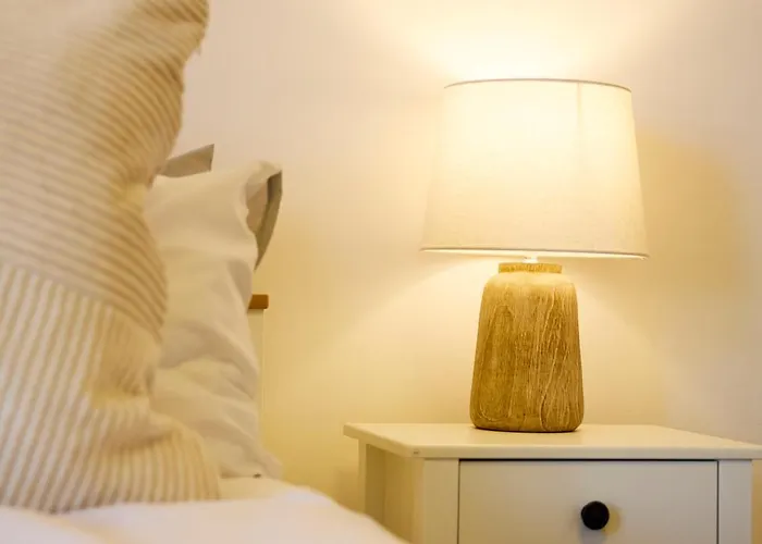 Prázdninový dům Aura - Elegant Retreat In Prime Location! *