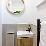 Aura - Elegant Retreat In Prime Location!