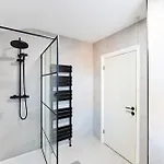 Aura - Elegant Retreat In Prime Location!