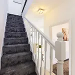 Ferienhaus Aura - Elegant Retreat In Prime Location!