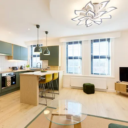 Vakantiehuis Aura - Elegant Retreat In Prime Location! Leeds (West Yorkshire)