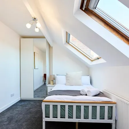 Aura - Elegant Retreat In Prime Location! Vakantiehuis Leeds (West Yorkshire)