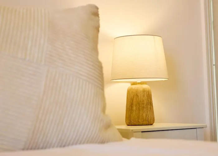 Σπίτι διακοπών Aura - Elegant Retreat In Prime Location! *